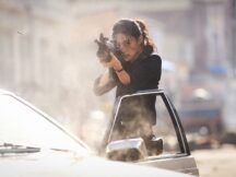 Зірка «Гри в кальмара» Хойон, Алісія Вікандер і Майкл Фассбендер у фантастичному екшені «Надія»: представлений трейлер